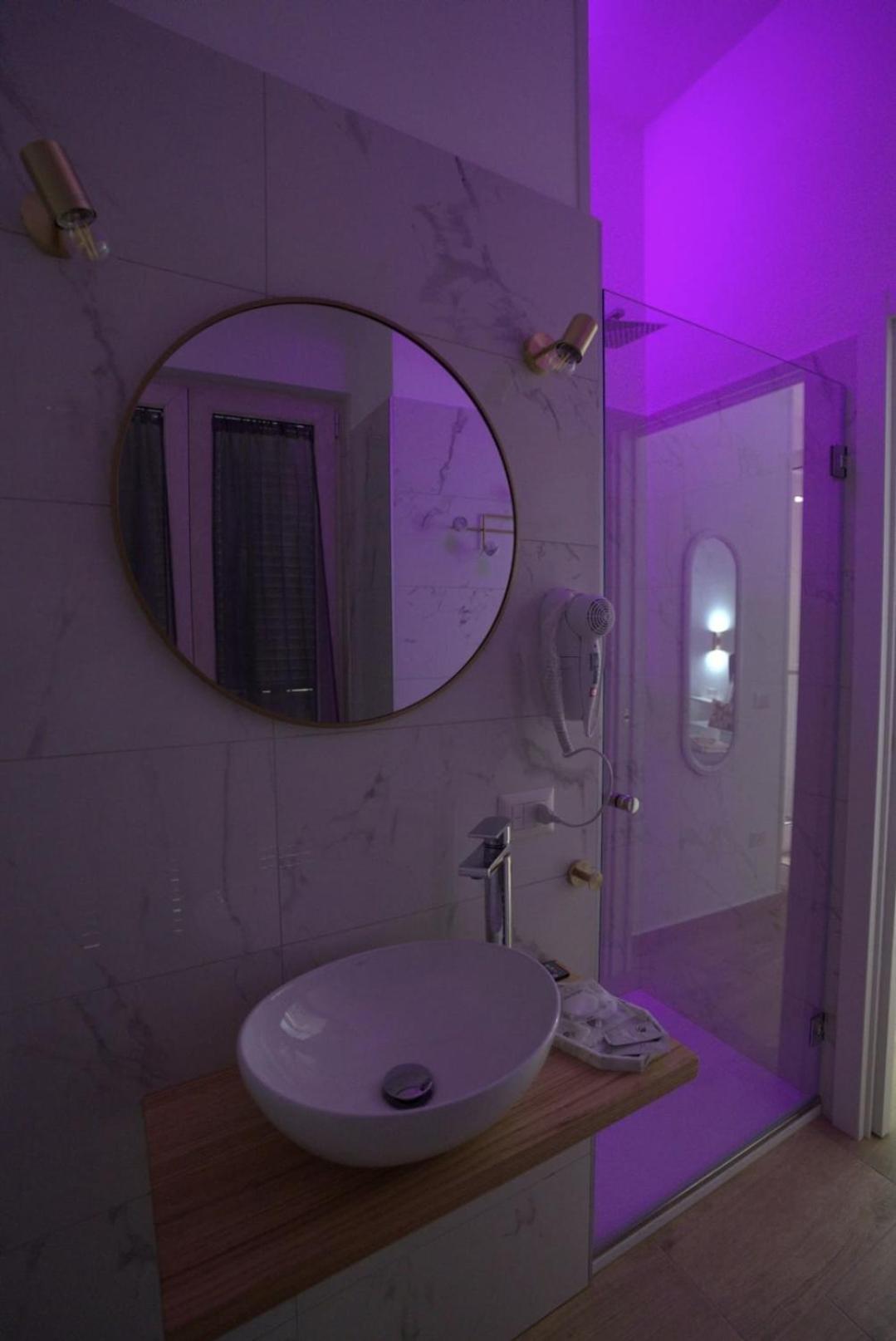 Ventre Luxury Rooms Napels Buitenkant foto