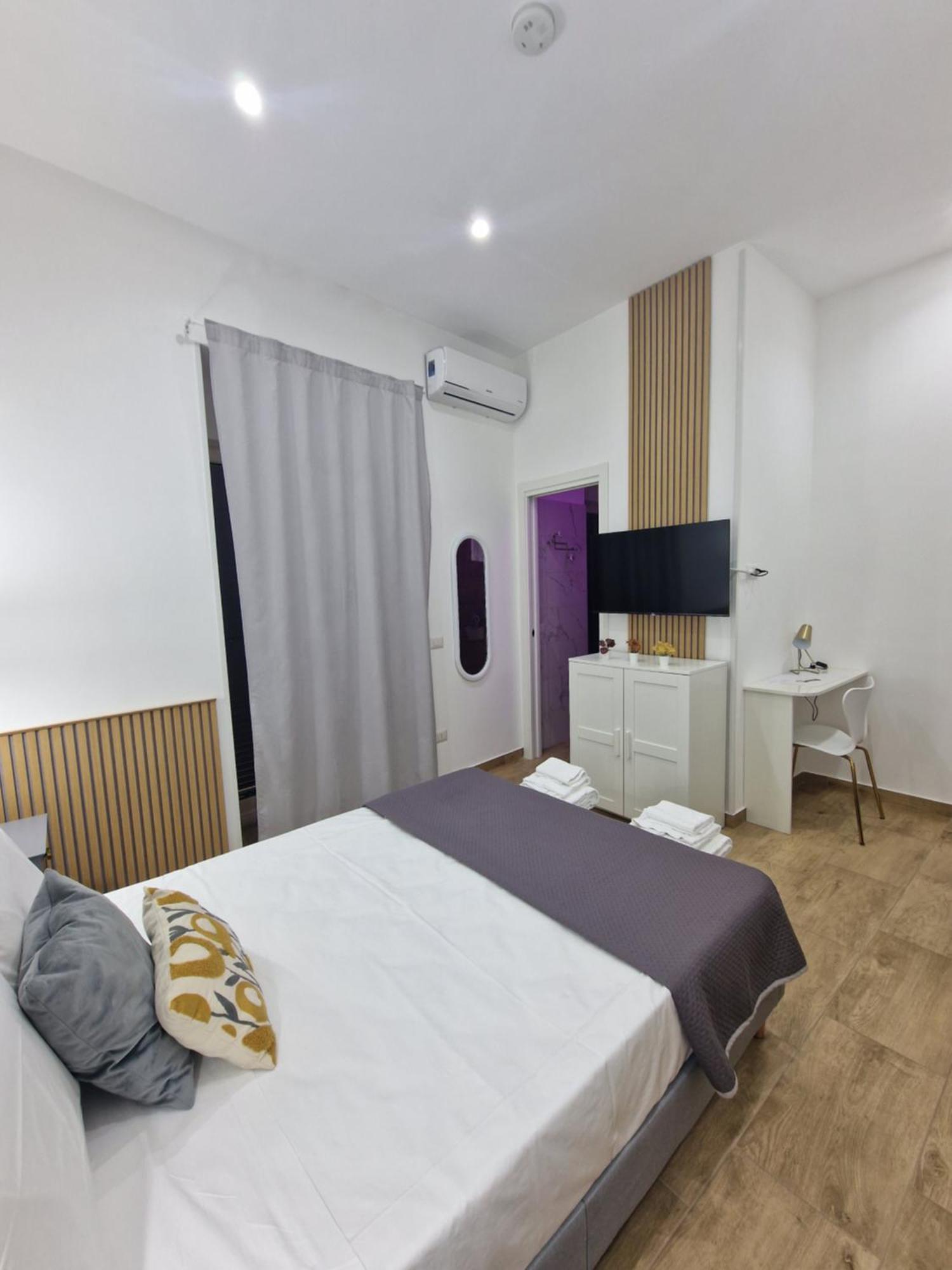 Ventre Luxury Rooms Napels Buitenkant foto